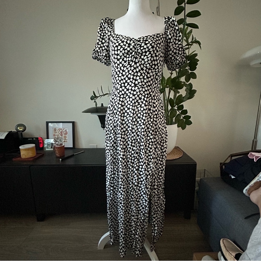 Geometric Puff Sleeve Midi Dress